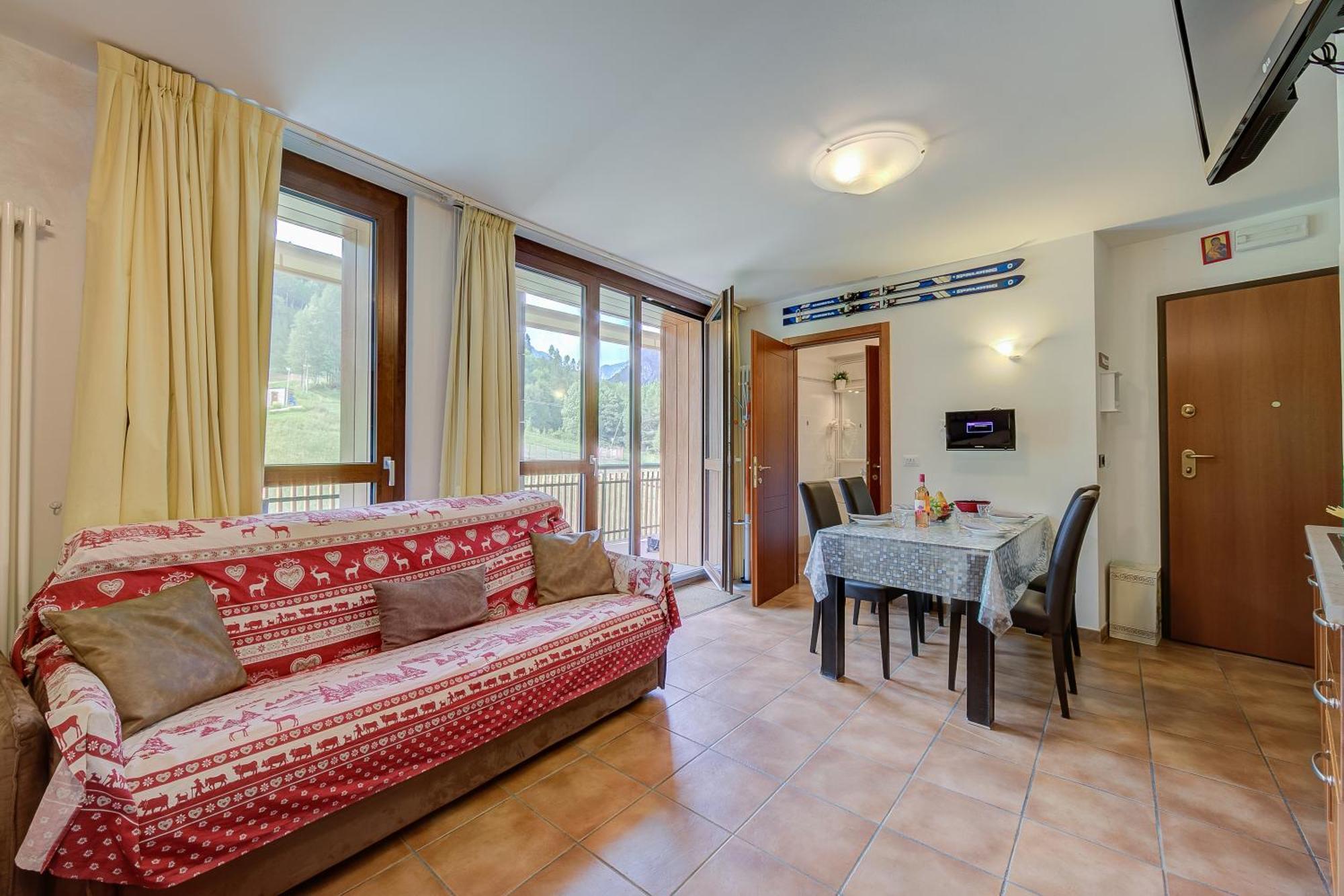 La Marmotta Campo Smith On The Ski Slopes - Happy Rentals Бардонечия Екстериор снимка